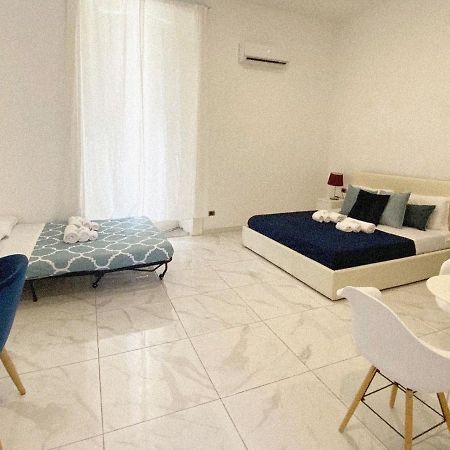 Domus Luigi Leone II Nápoles Exterior foto